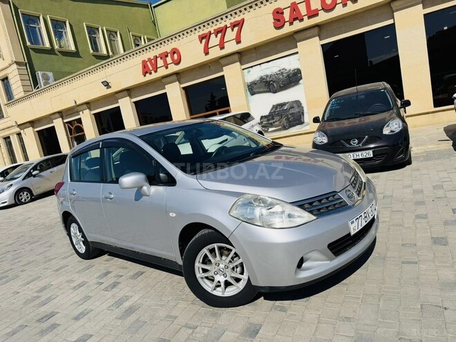 Nissan Tiida-2