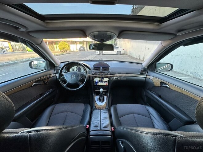 Mercedes E 320-10