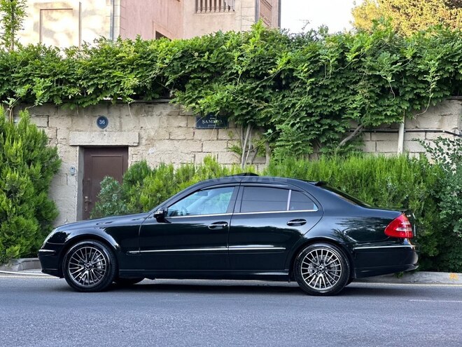 Mercedes E 320-3