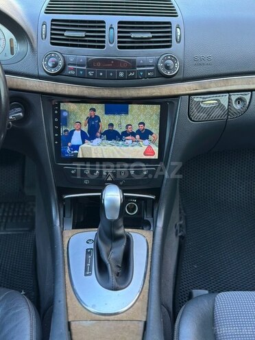 Mercedes E 320-12