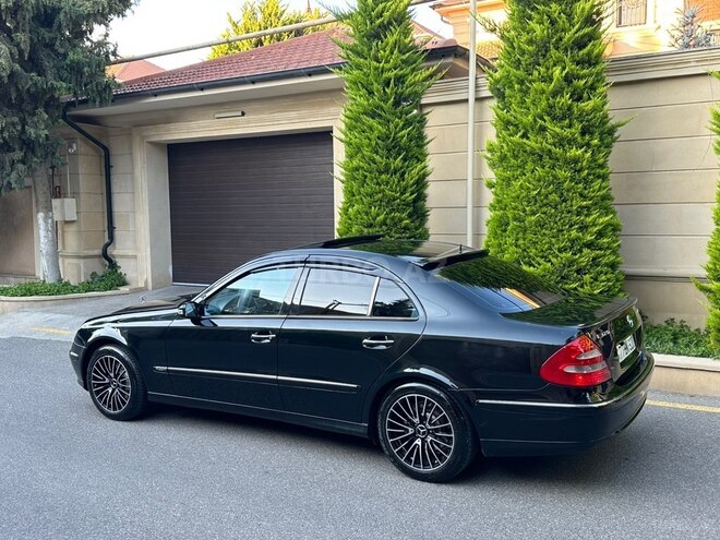 Mercedes E 320-6