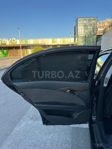 Mercedes E 320-16