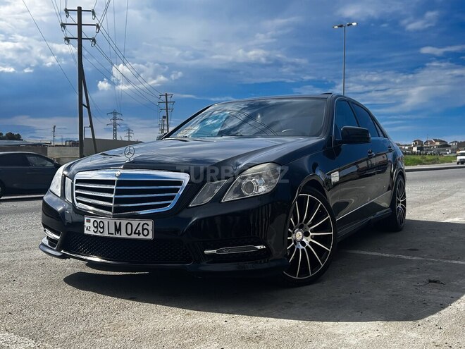 Mercedes E 300-1