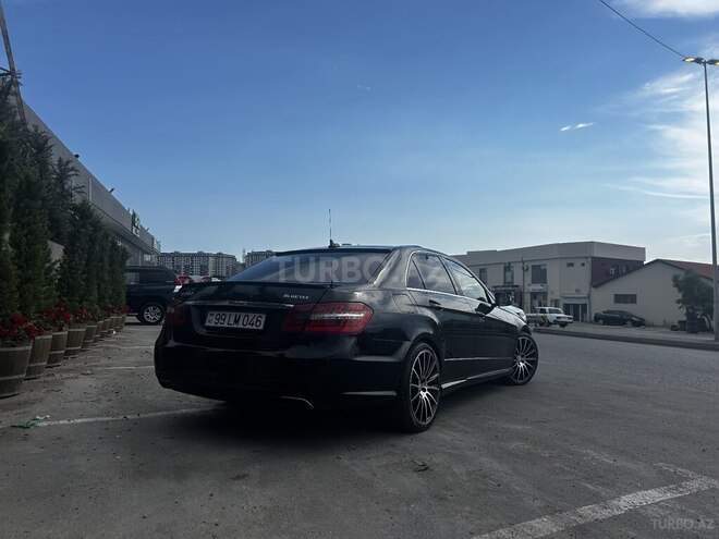 Mercedes E 300-5