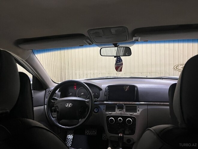 Hyundai Sonata-6