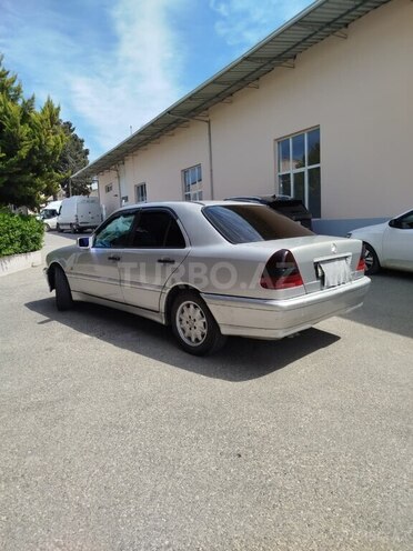 Mercedes C 220-7