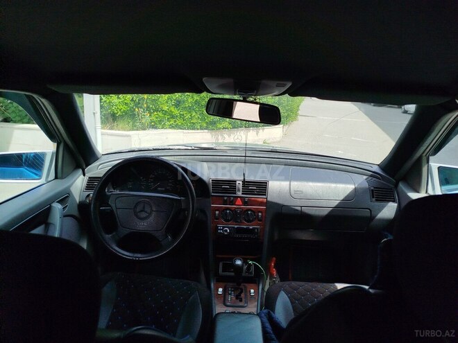 Mercedes C 220-15