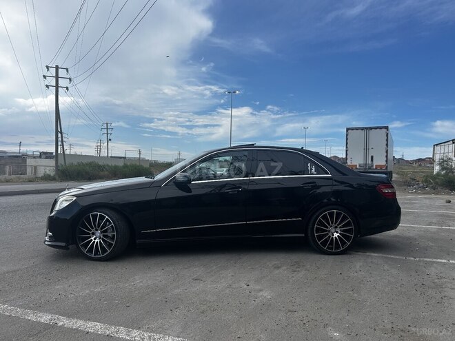 Mercedes E 300-4
