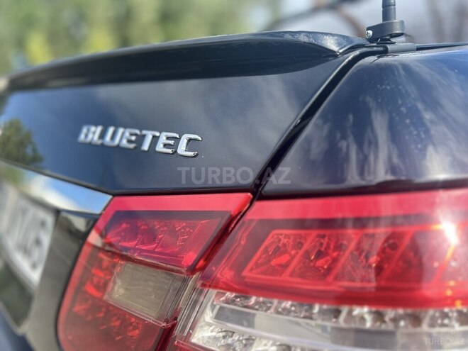 Mercedes E 300-6