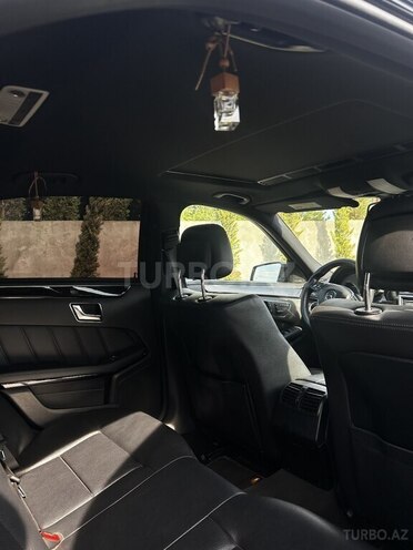 Mercedes E 300-14