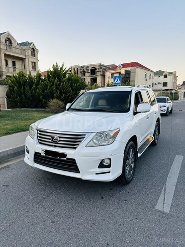 Lexus LX 570-1