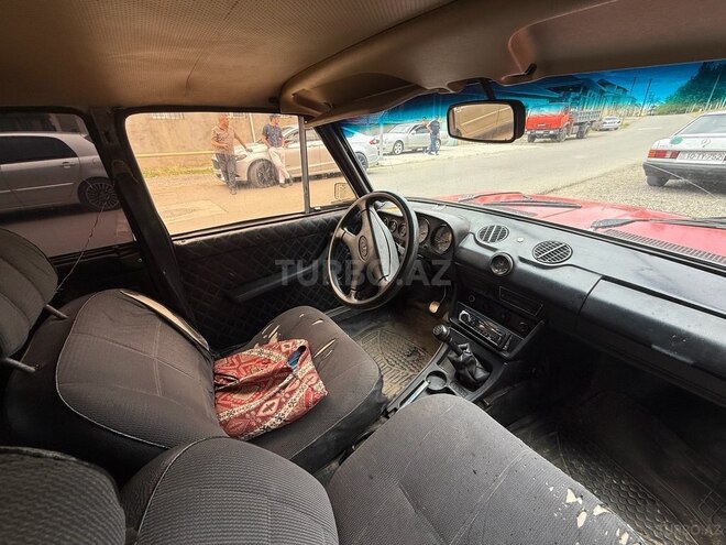 LADA (VAZ) 2106-6