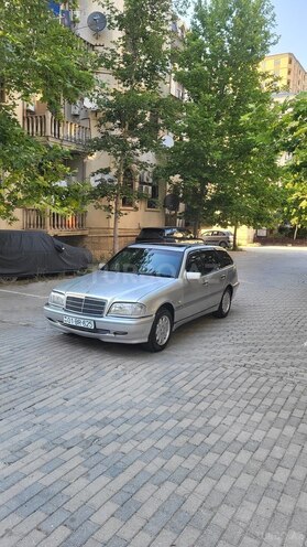 Mercedes C 240-2