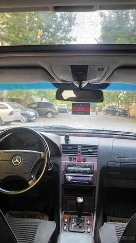 Mercedes C 240-7