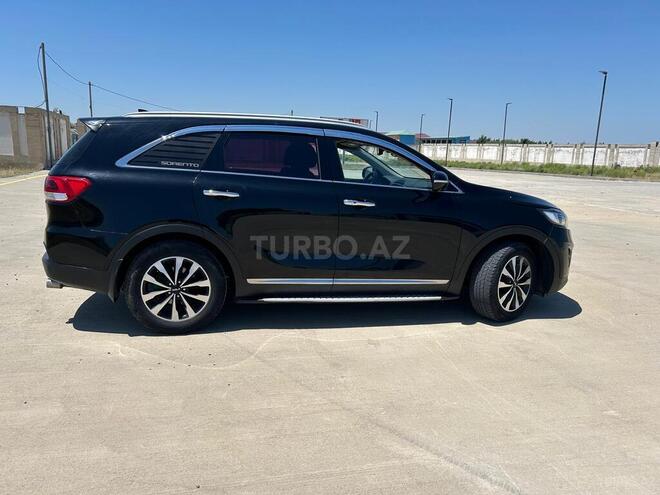 Kia Sorento-8