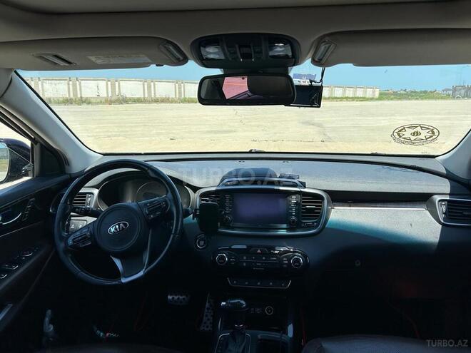 Kia Sorento-11