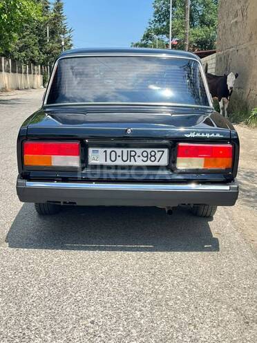 LADA (VAZ) 2107-2
