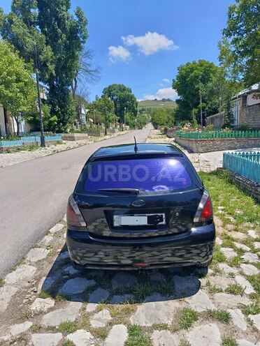 Kia Rio-4