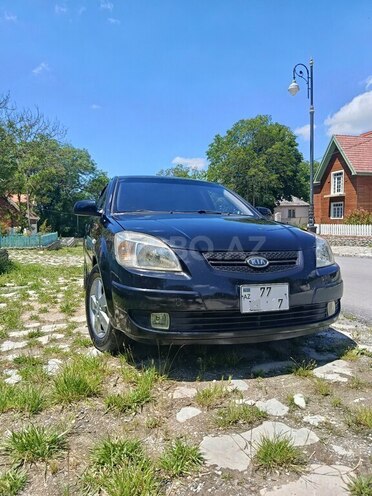 Kia Rio-1