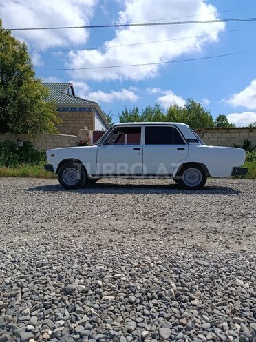 LADA (VAZ) 2107-2