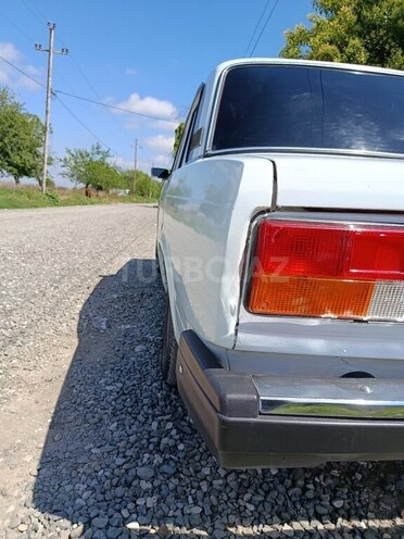 LADA (VAZ) 2107-5