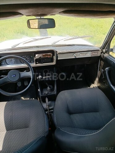 LADA (VAZ) 2107-11