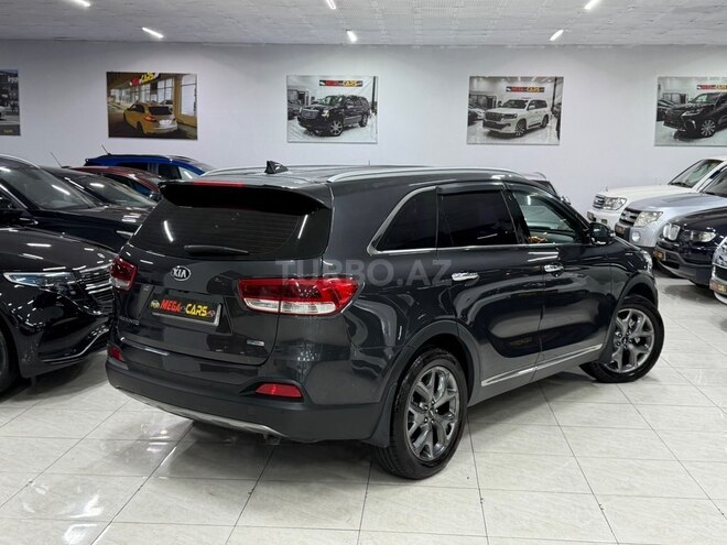 Kia Sorento-5