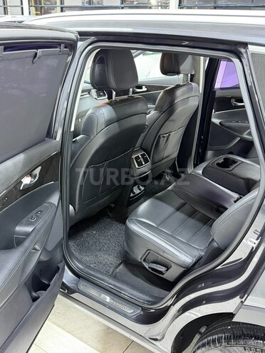 Kia Sorento-29