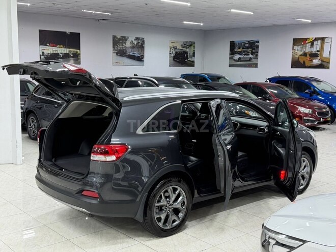 Kia Sorento-17