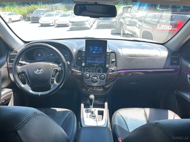 Hyundai Santa Fe-3