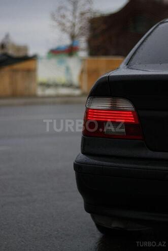 BMW 528-5