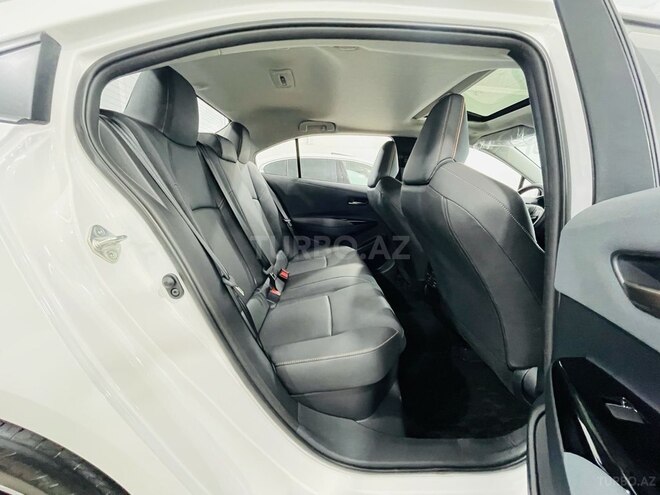 Toyota Corolla-13