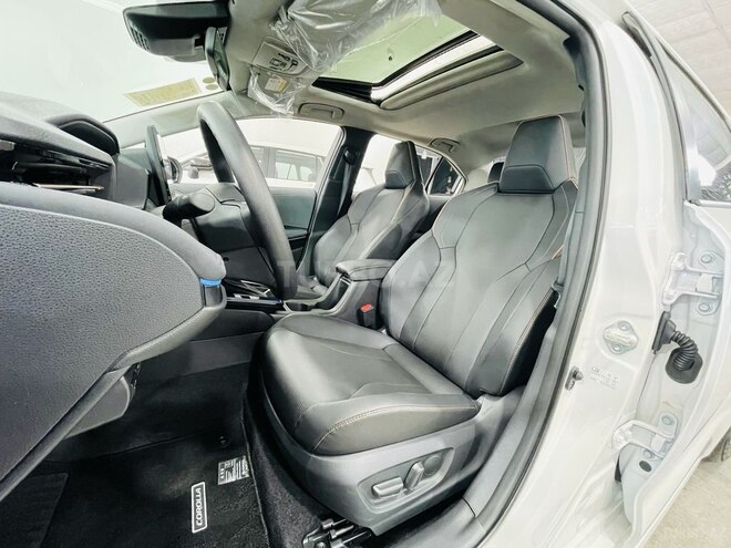 Toyota Corolla-10