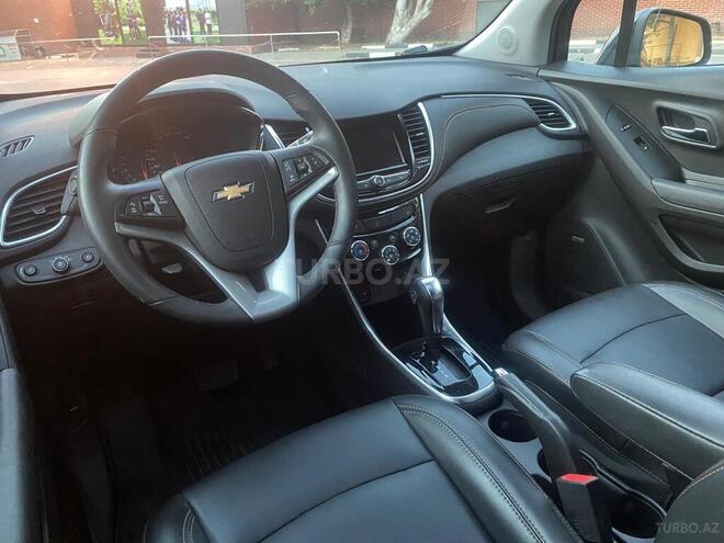 Chevrolet Trax-8