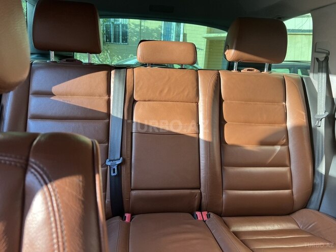 Volkswagen Touareg-7