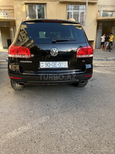 Volkswagen Touareg-12