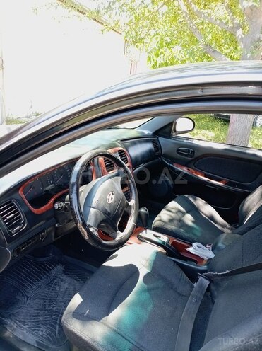 Hyundai Sonata-10
