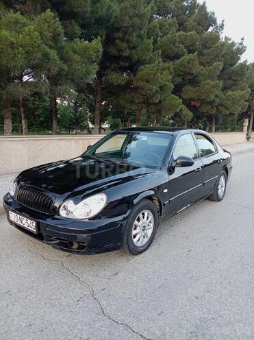 Hyundai Sonata-4