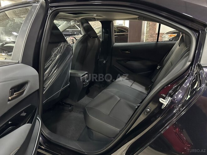 Toyota Corolla-11