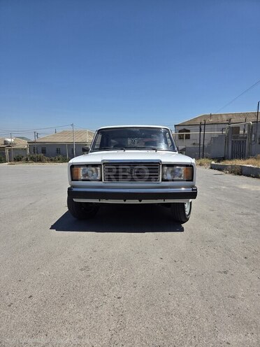 LADA (VAZ) 2107-1
