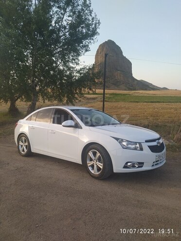 Chevrolet Cruze-2