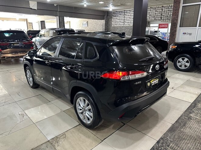 Toyota Corolla Cross-5