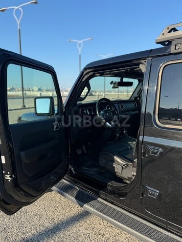 Jeep Wrangler-9