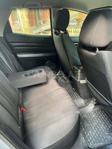 Mazda CX-7-9