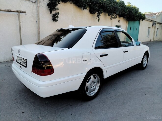 Mercedes C 180-11