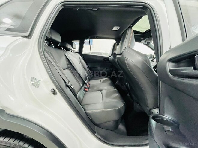 Toyota Corolla Cross-13