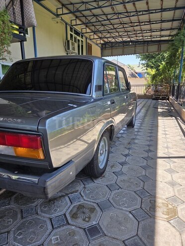 LADA (VAZ) 2107-4