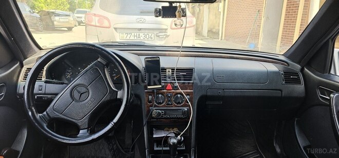 Mercedes C 220-6