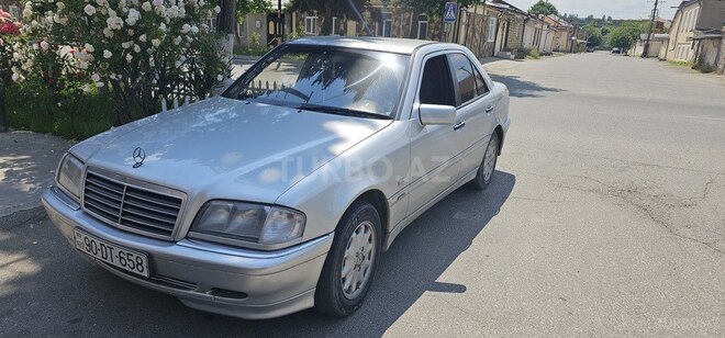 Mercedes C 220-1