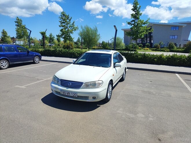 Nissan Sunny-1